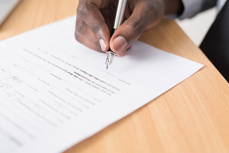 Five Things To Look Out For When Reviewing A Contract
