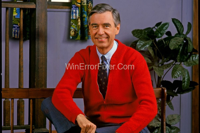 Which TV Personality Often Appeared on Camera Wearing Sweaters that Were Knit by his Mother?