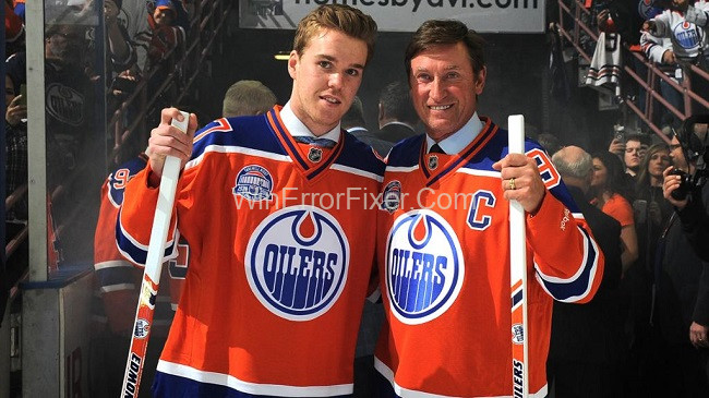 La leyenda del hockey Wayne Gretzky compartió a su padre con una nación