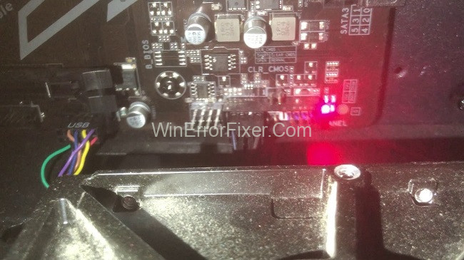 How to Fix Red Light on Motherboard?